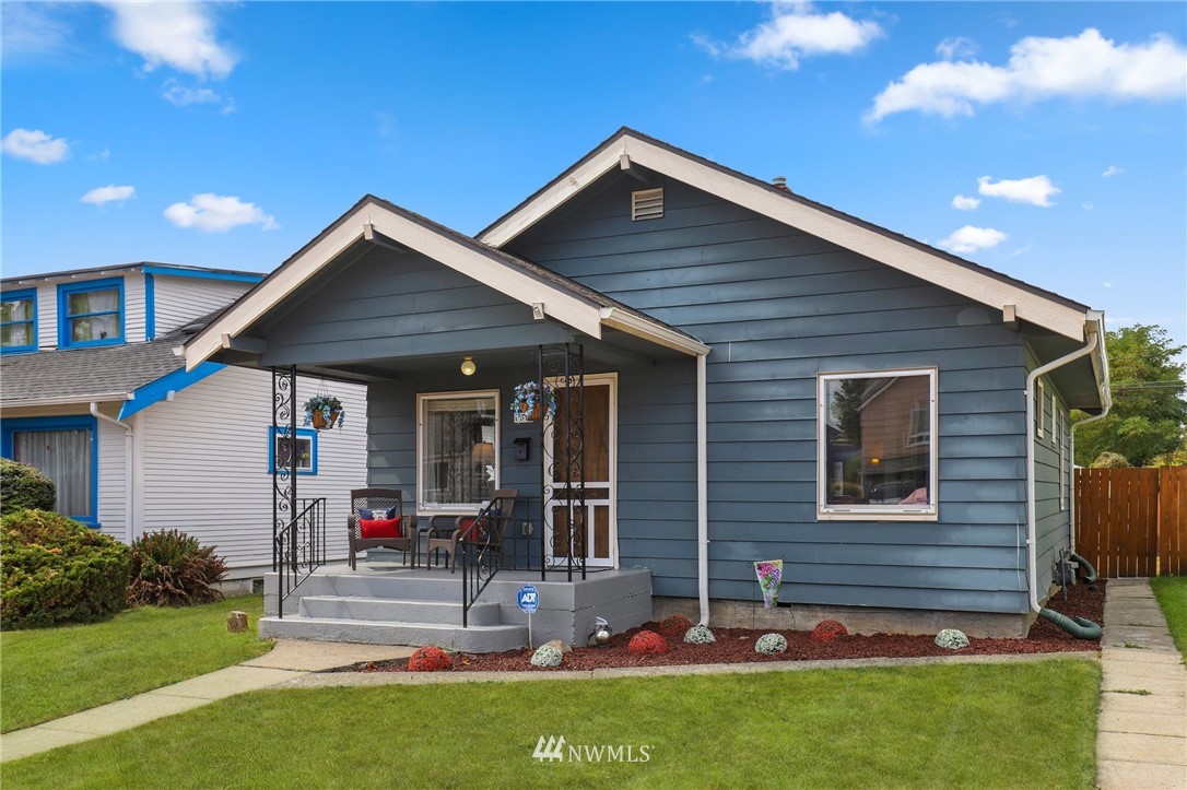 6132 S Thompson Avenue