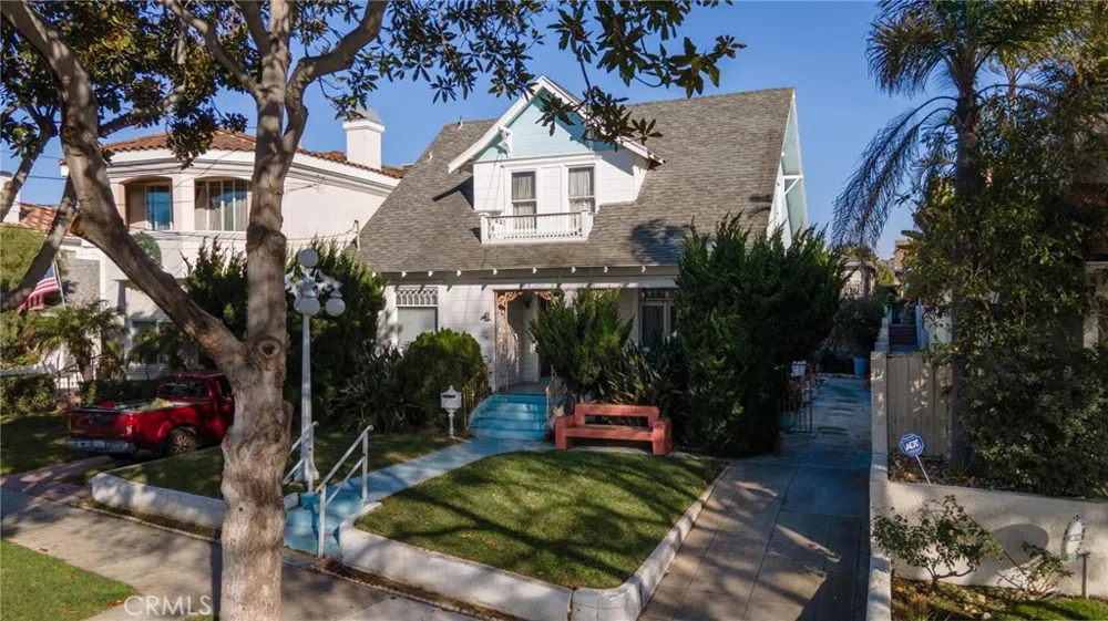 218 S Helberta Avenue