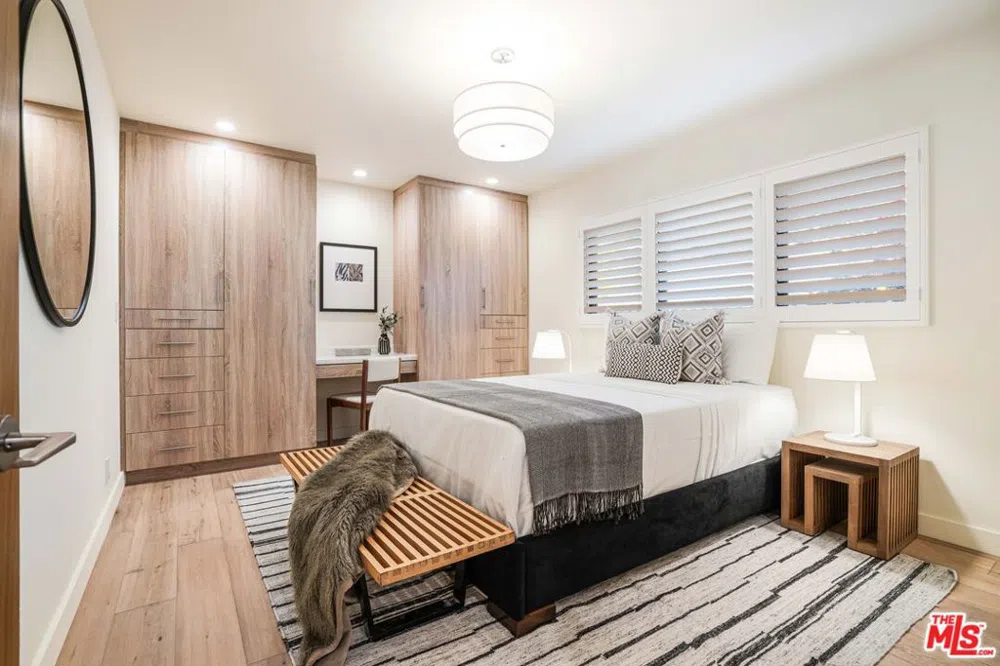 765 Marzella Avenue Los Angeles, CA 90049