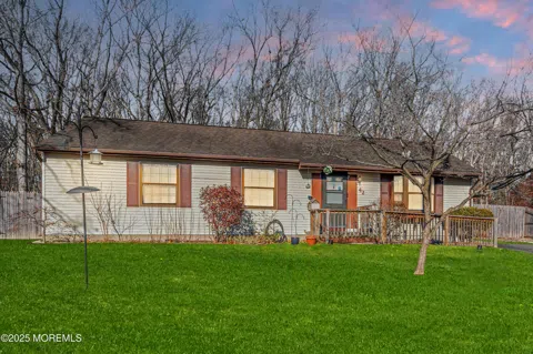 42 Pearl Drive