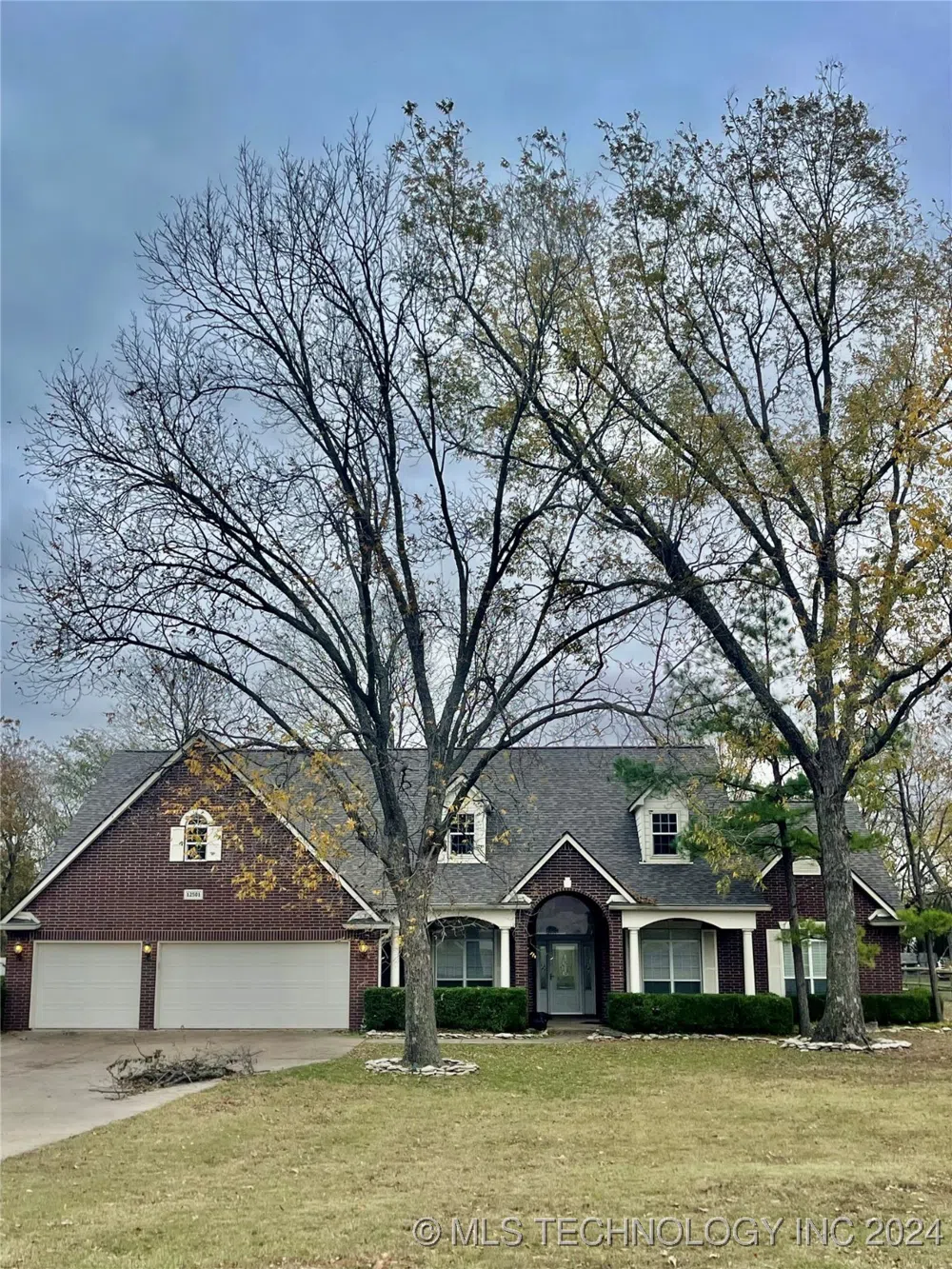 12501 Longhorn Avenue