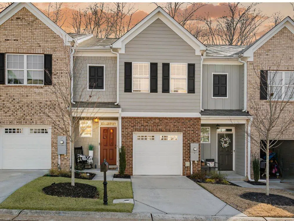 1522 Bluff Valley Circle Gainesville, GA 30504