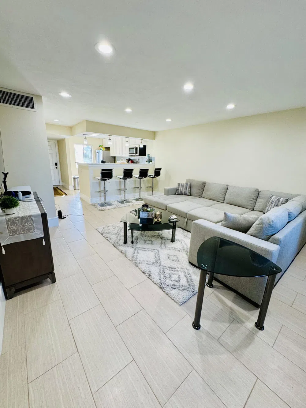 4465 Luxemburg Court #207