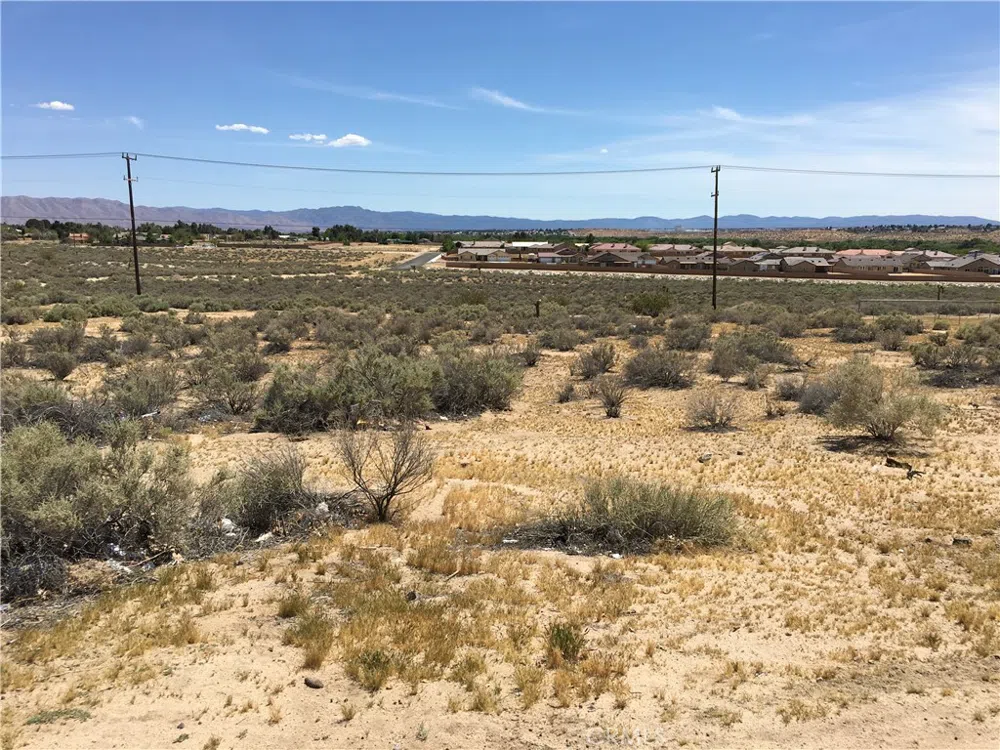 Quantico Road Apple Valley, CA 92307