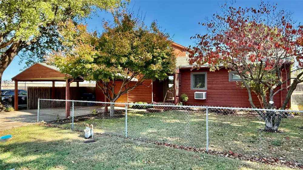 2277 N Evanston Avenue