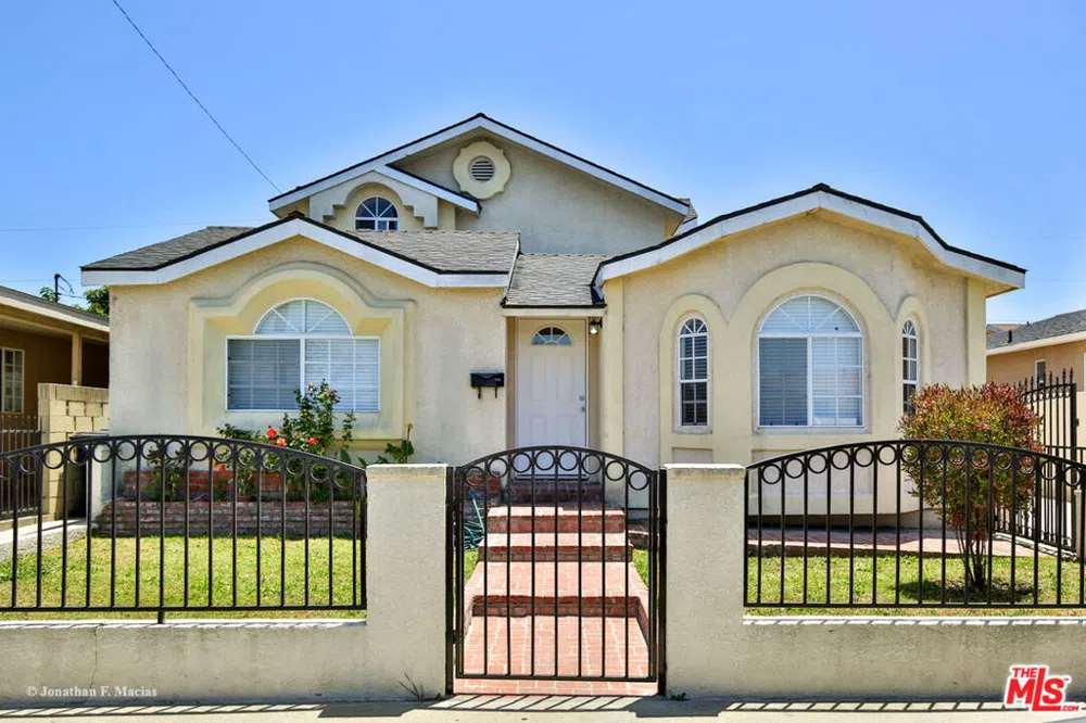 3230 W 134TH PLACE Hawthorne, CA 90250