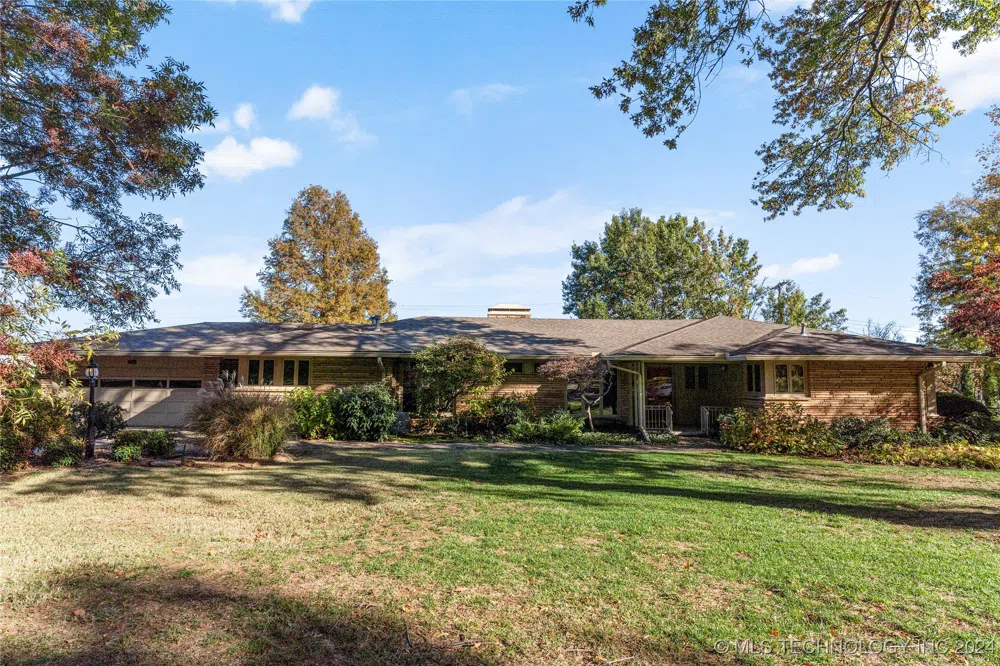 4215 S Columbia Place