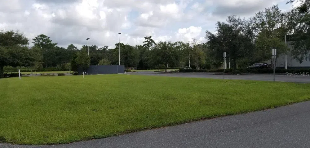 2400 NE 49TH TERRACE #300