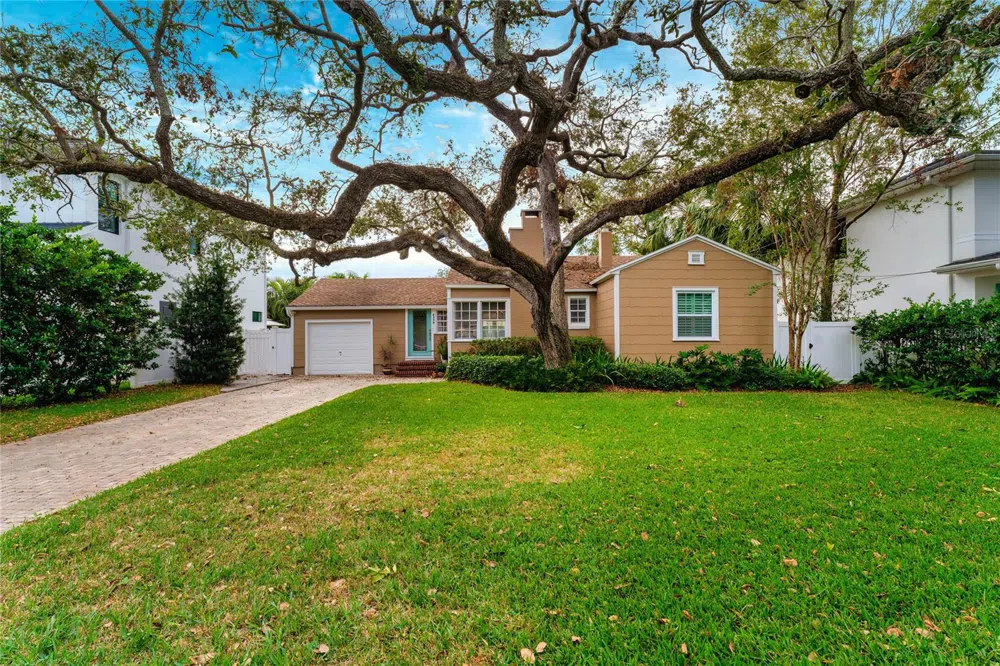 4206 W EMPEDRADO STREET