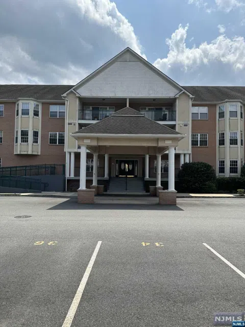 401 Dercole Court 131