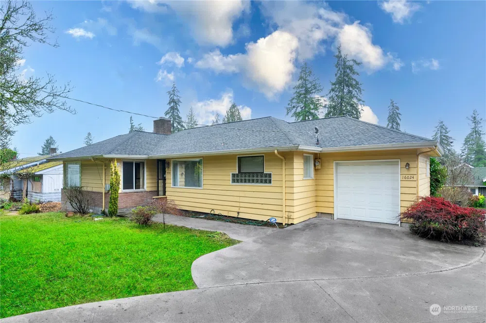 16024 Greenwood Avenue N