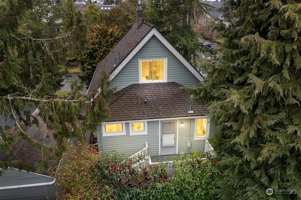 7718 Linden Avenue N