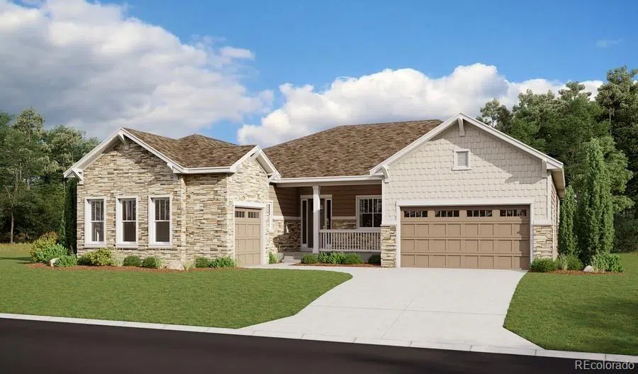 5041 Hickory Oaks Street