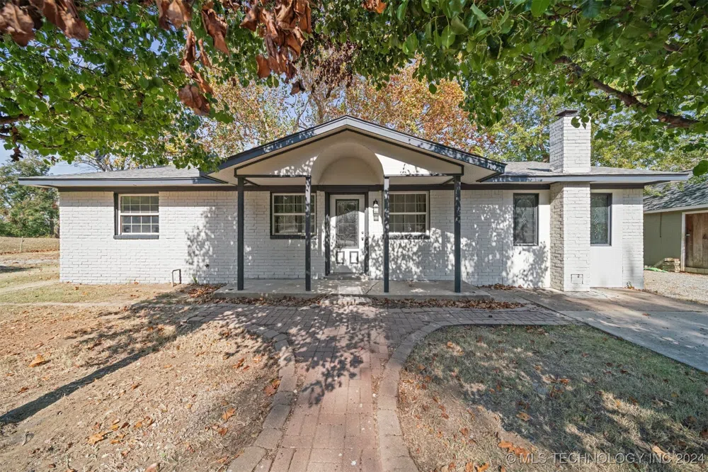 13545 E Crestview Road