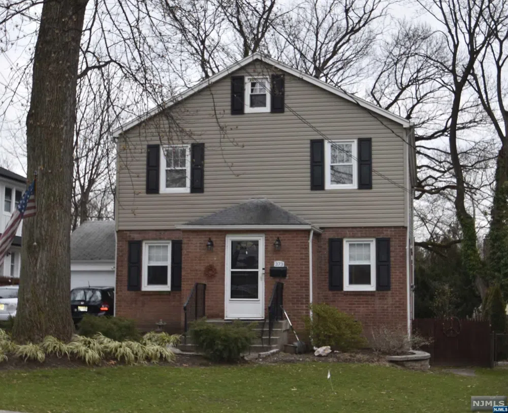 373 Knickerbocker Road