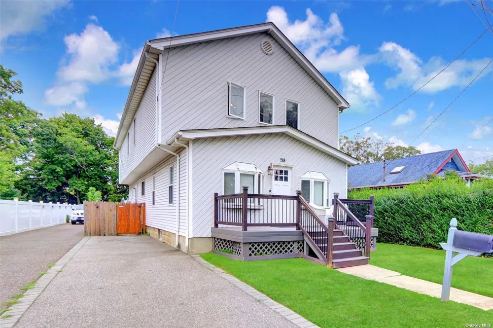 79 Muncy Avenue Babylon, NY 11704