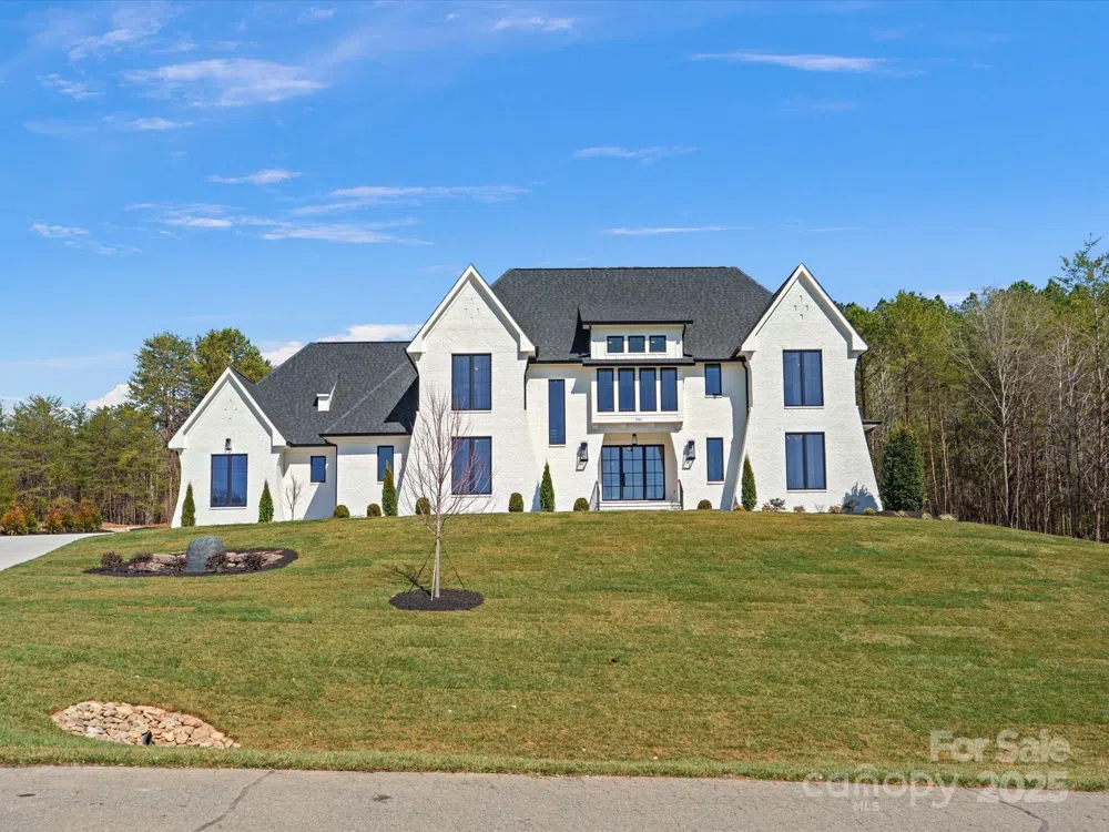986 Pinnacle Drive Iron Station, NC 28080