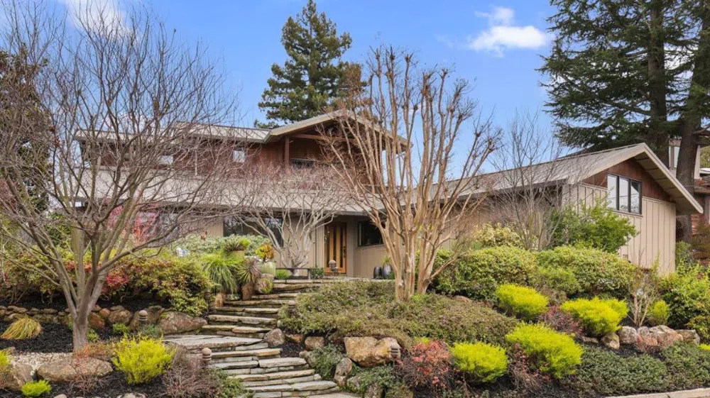171 Gabarda Way Portola Valley, CA 94028