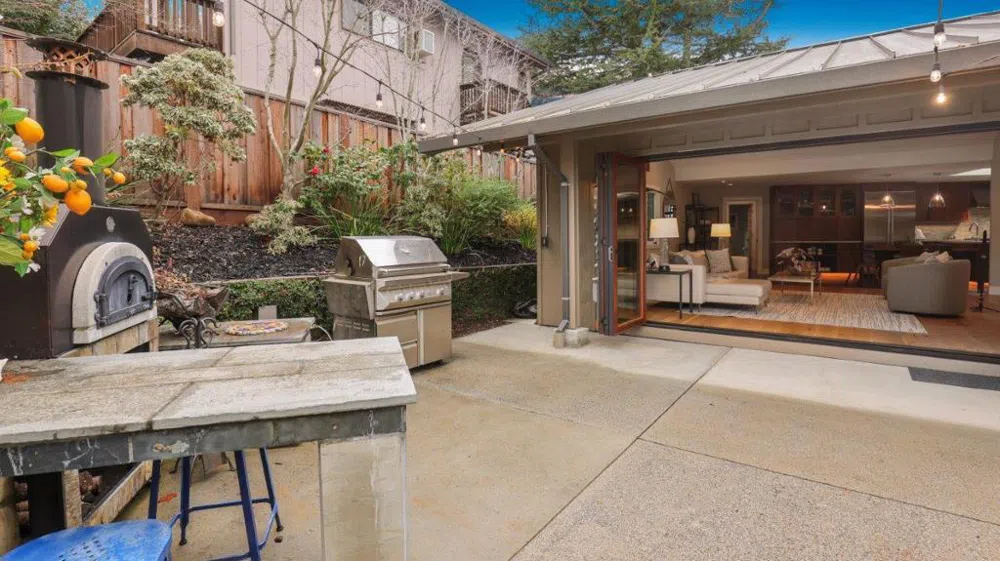 171 Gabarda Way Portola Valley, CA 94028