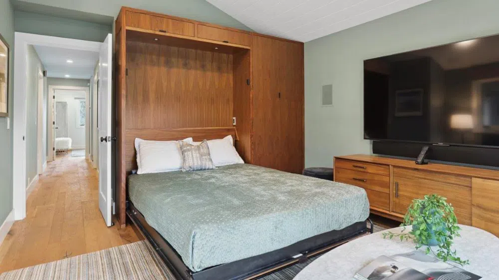 171 Gabarda Way Portola Valley, CA 94028