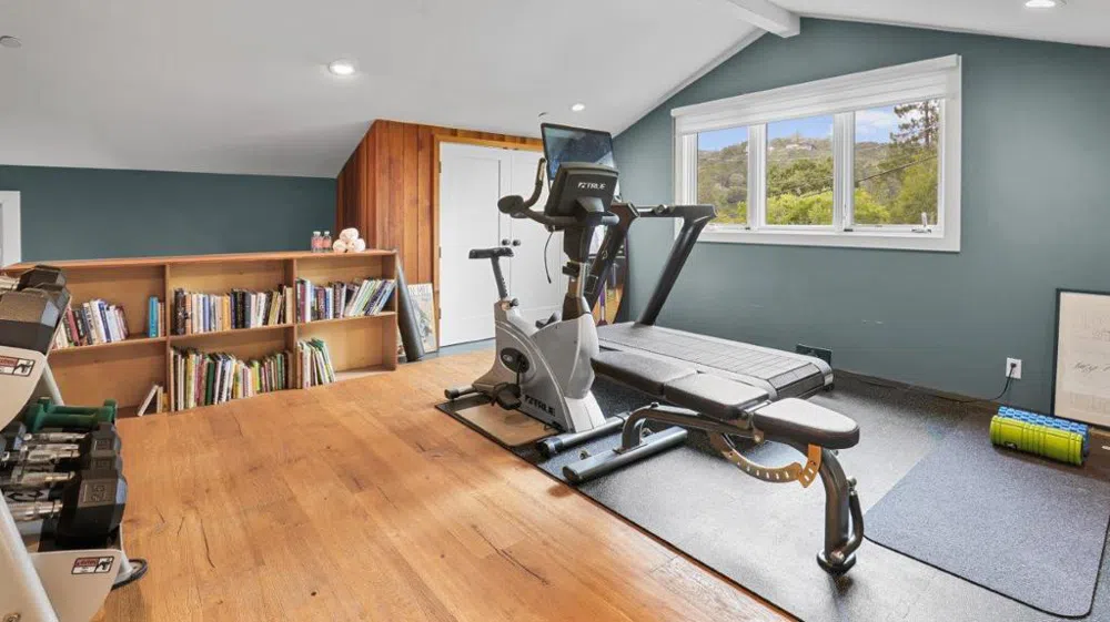 171 Gabarda Way Portola Valley, CA 94028