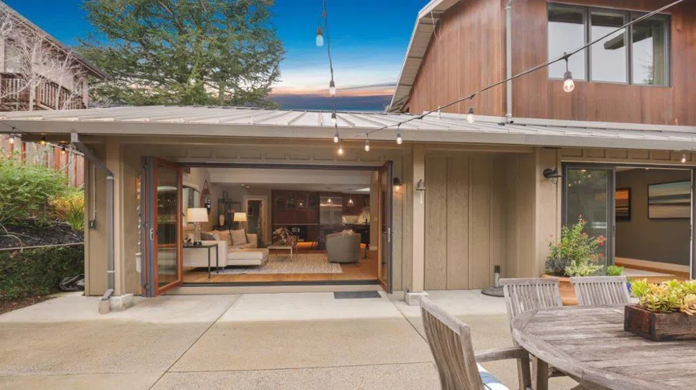 171 Gabarda Way Portola Valley, CA 94028