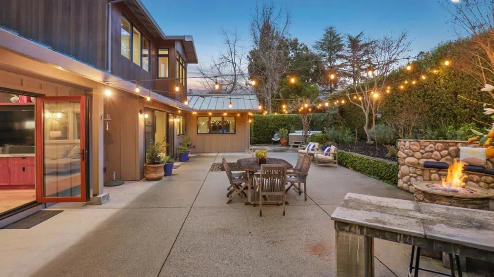 171 Gabarda Way Portola Valley, CA 94028