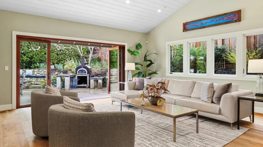 171 Gabarda Way Portola Valley, CA 94028