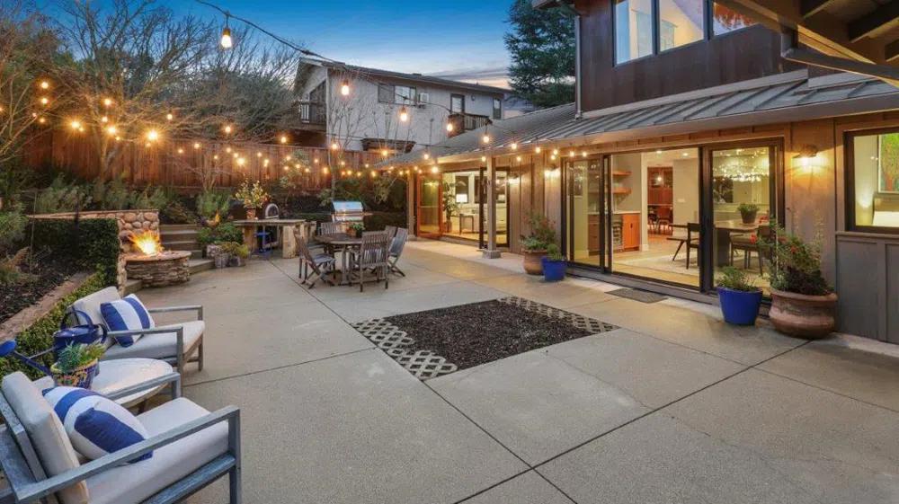171 Gabarda Way Portola Valley, CA 94028