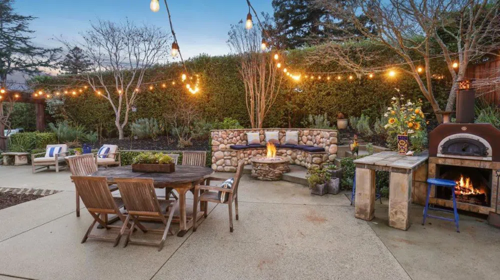171 Gabarda Way Portola Valley, CA 94028
