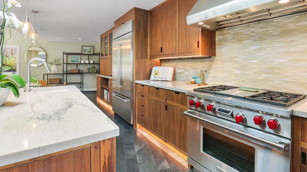 171 Gabarda Way Portola Valley, CA 94028
