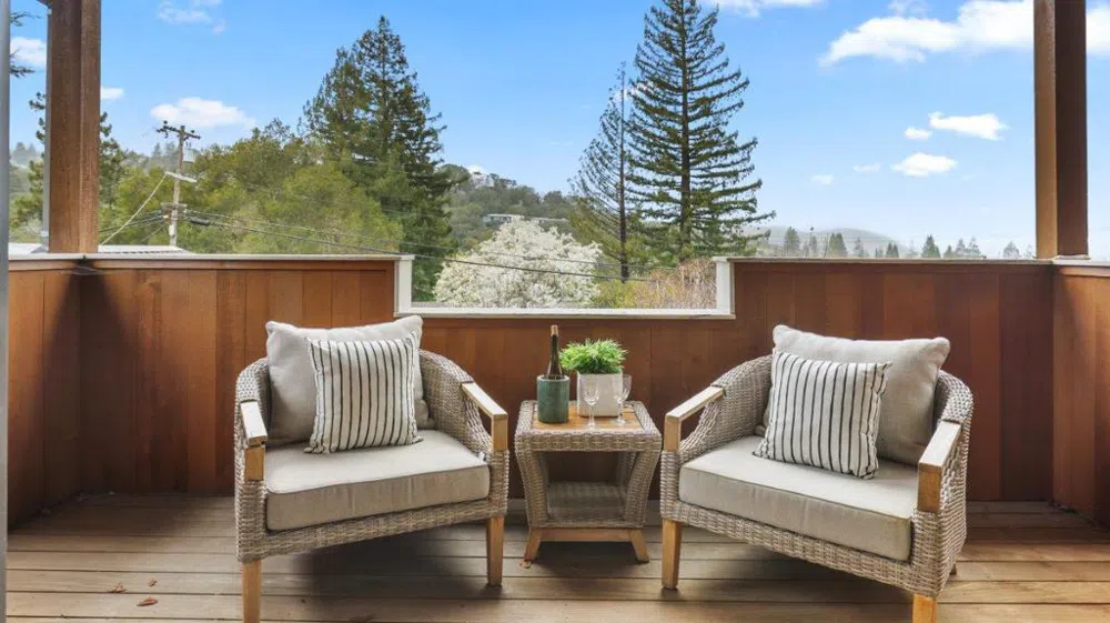 171 Gabarda Way Portola Valley, CA 94028