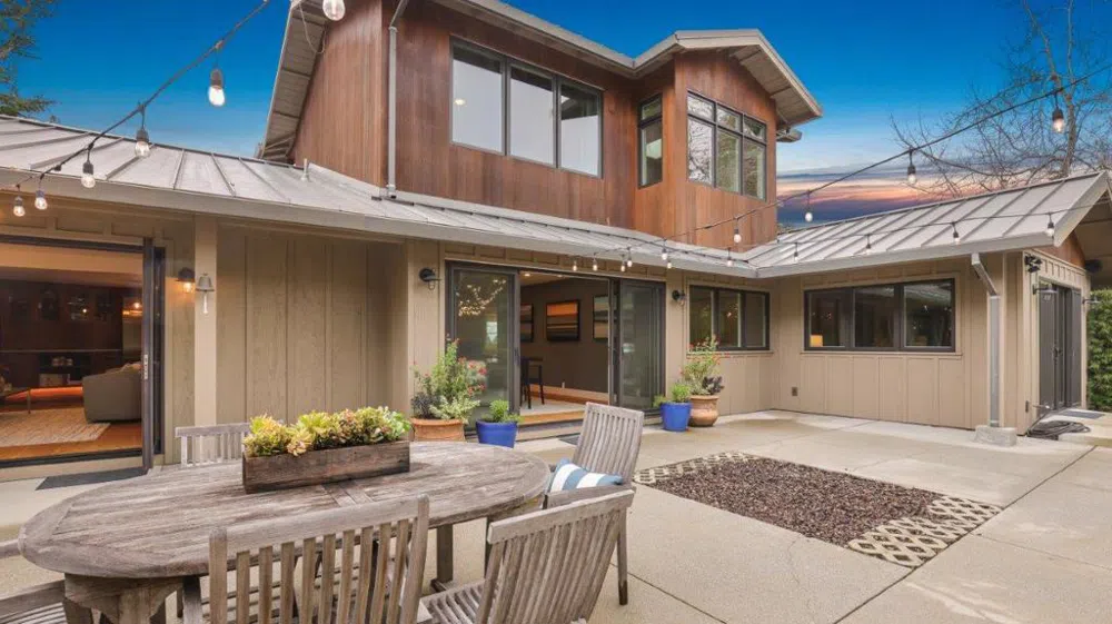 171 Gabarda Way Portola Valley, CA 94028