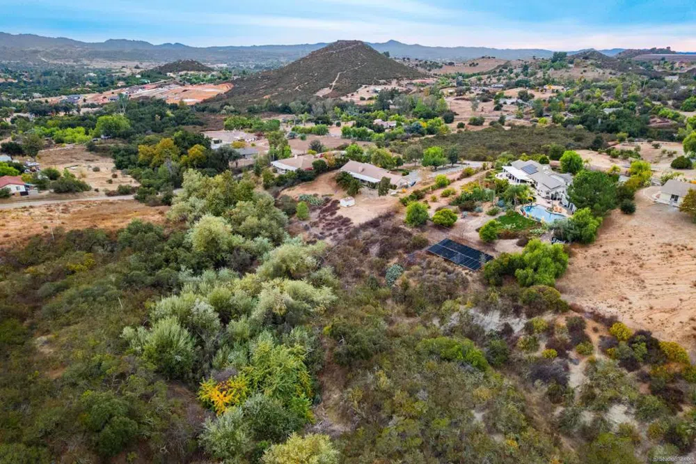 15630 Brenda Way Valley Center, CA 92082