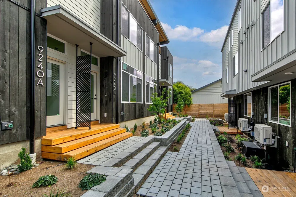 9238 20th Avenue SW #C