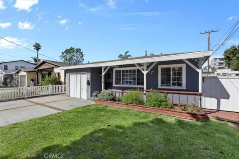 1639 Armour Lane