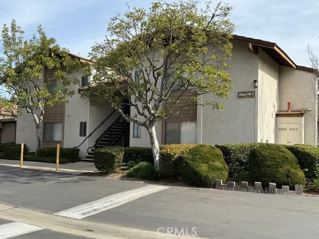 901 Golden Springs #E-15