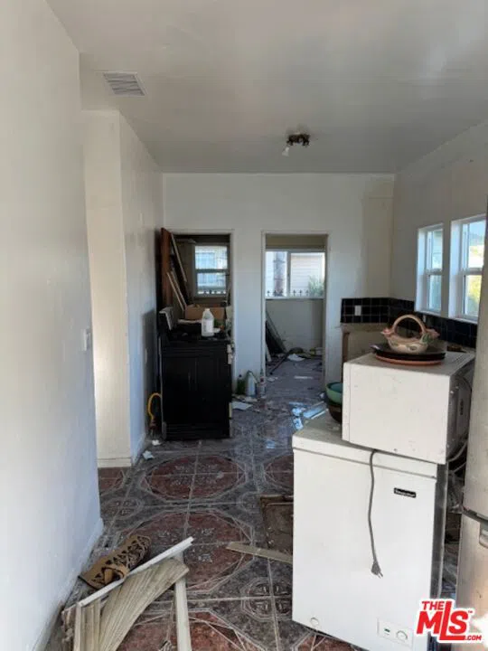 3816 S Harvard Boulevard Los Angeles, CA 90062