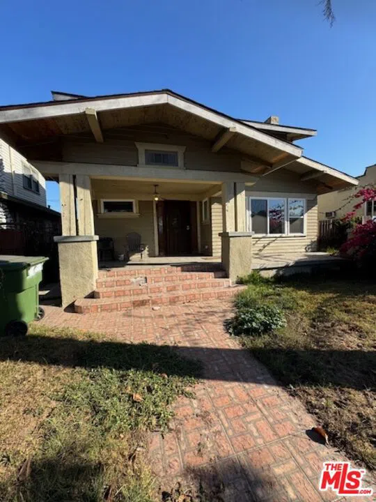 3816 S Harvard Boulevard Los Angeles, CA 90062