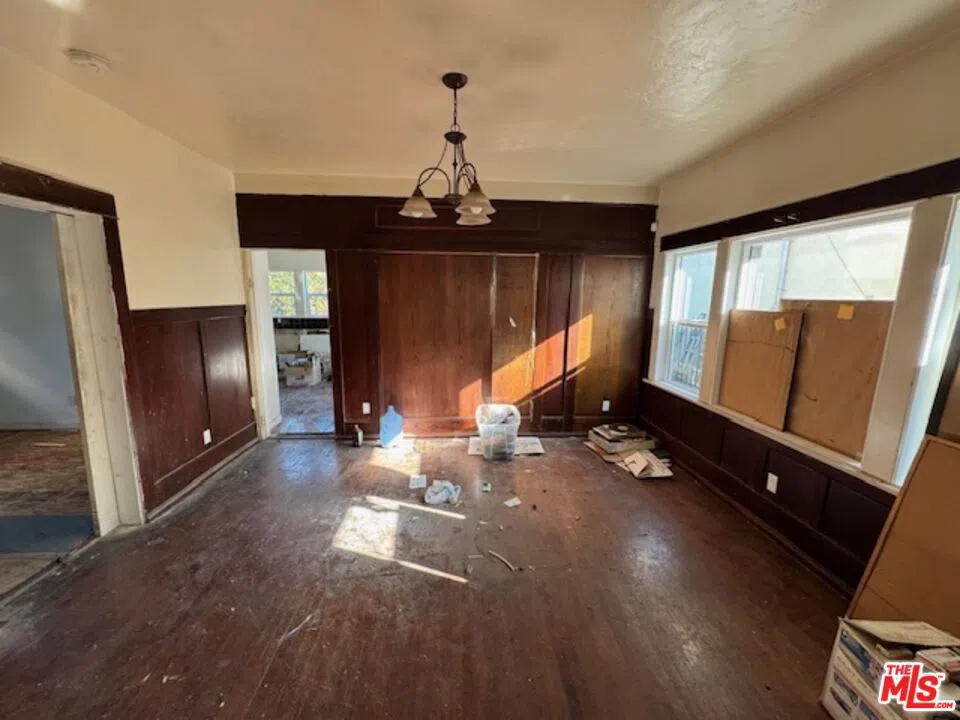 3816 S Harvard Boulevard Los Angeles, CA 90062