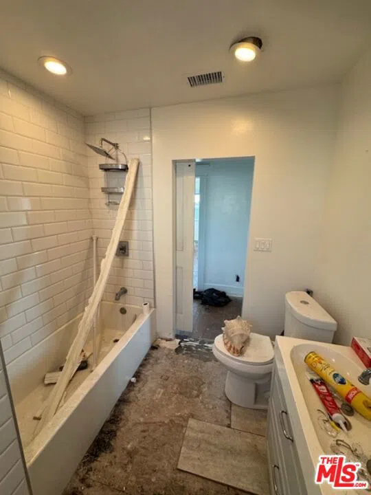 3816 S Harvard Boulevard Los Angeles, CA 90062