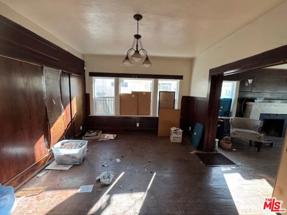 3816 S Harvard Boulevard Los Angeles, CA 90062