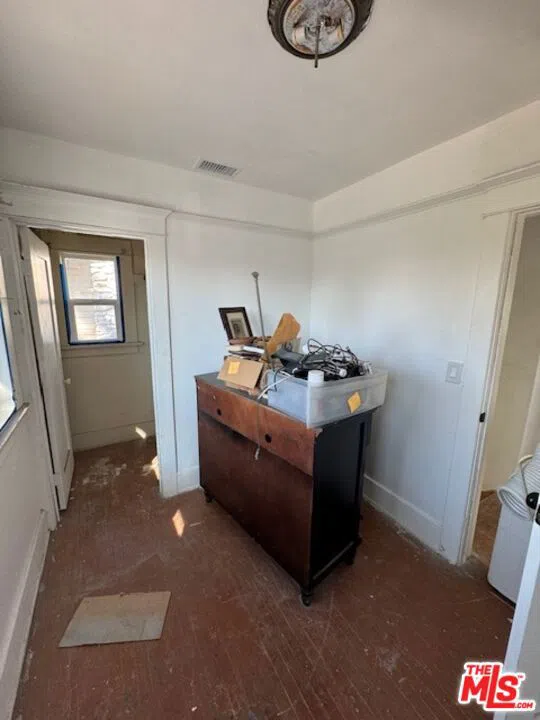 3816 S Harvard Boulevard Los Angeles, CA 90062
