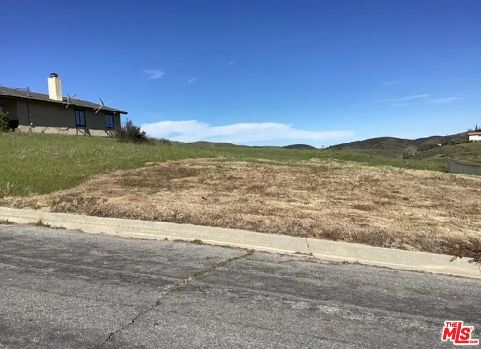 16 VAC/CABIN DR/VIC HARDTREE DRIVE Lake Hughes, CA 93532