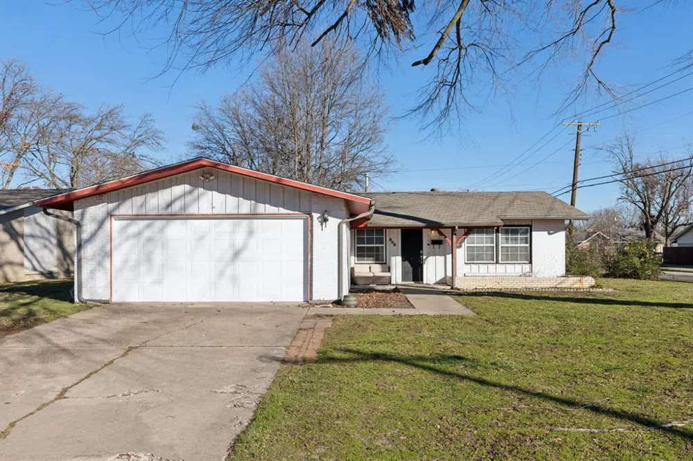 800 Loganwood Avenue Richardson, TX 75080