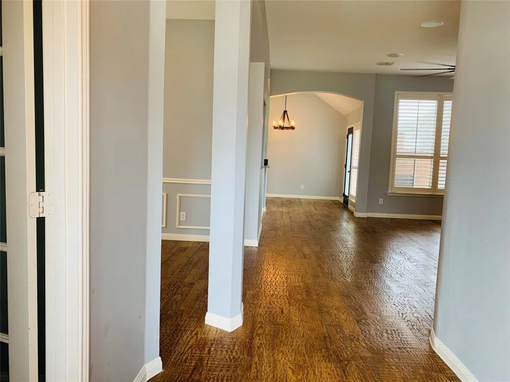 712 Yellowstone Drive