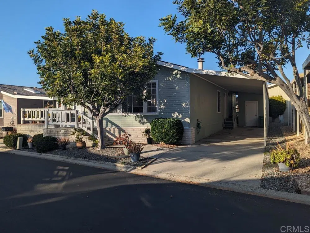 5438 Don Luis Drive Carlsbad, CA 92010