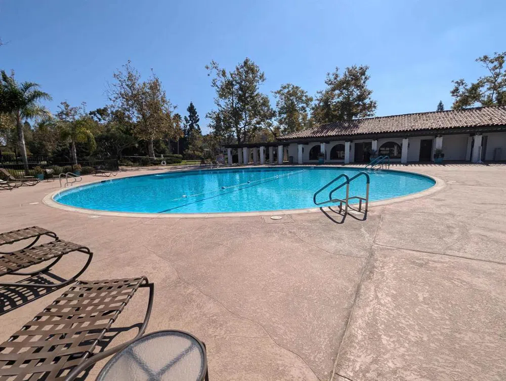5438 Don Luis Drive Carlsbad, CA 92010
