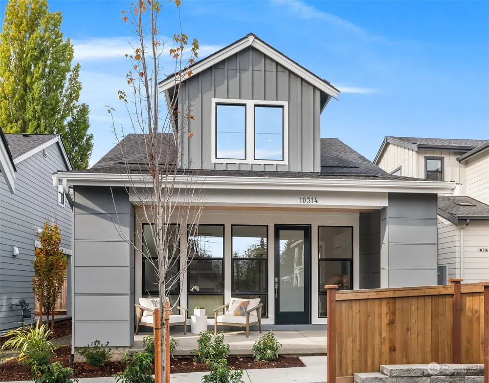 10314 135th (HS 6) Circle NE