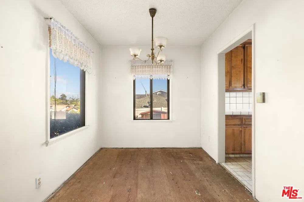 638 W Acacia Avenue El Segundo, CA 90245
